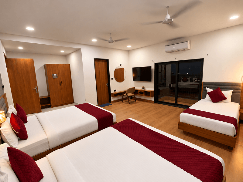 5 bed super deluxe room